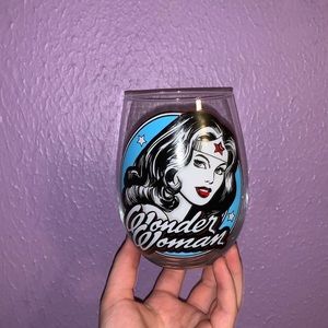 Wonder Woman 20oz Wine Glass